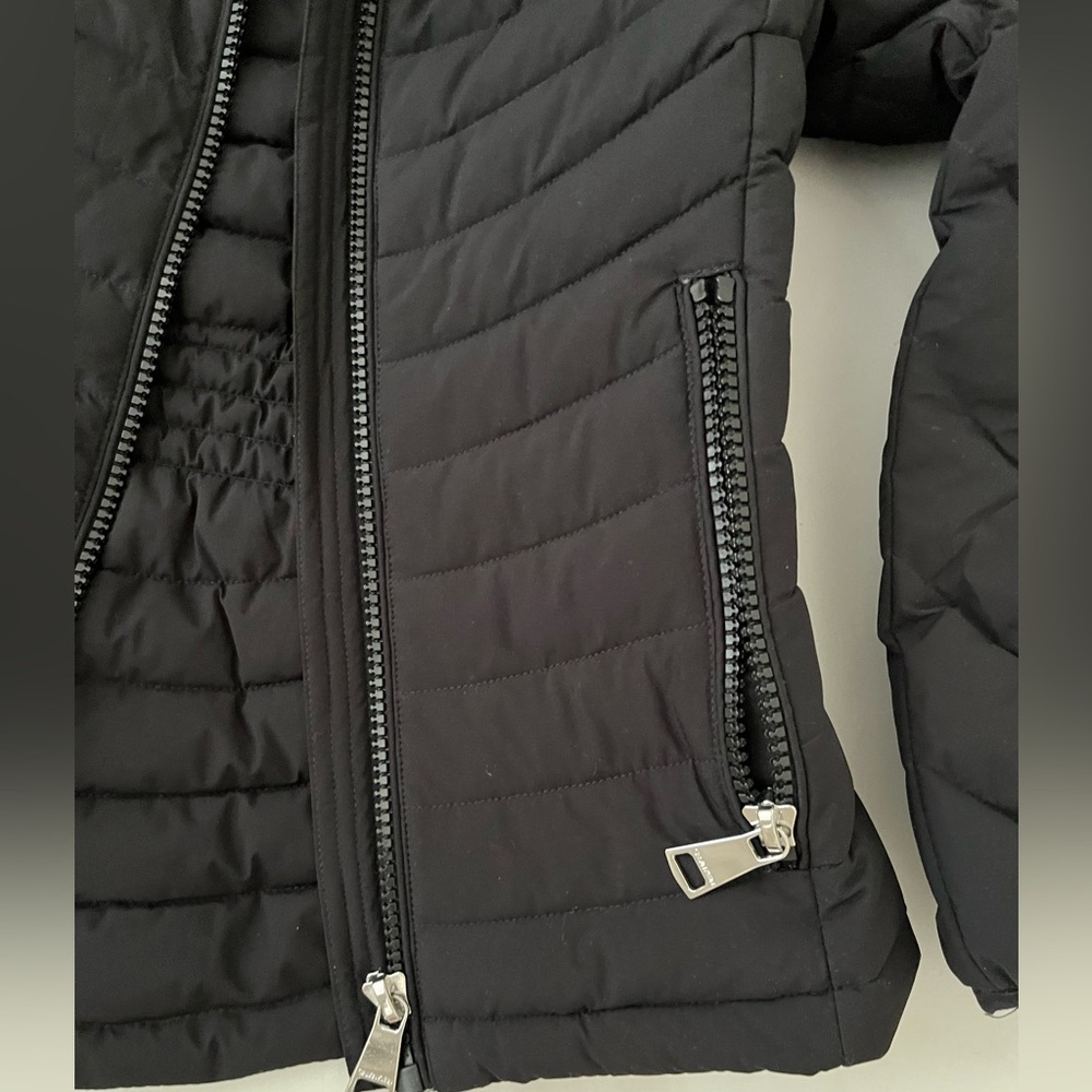 Calvin Klein Women's Black Hooded Puffer Jacket XS - Picture 8 of 11